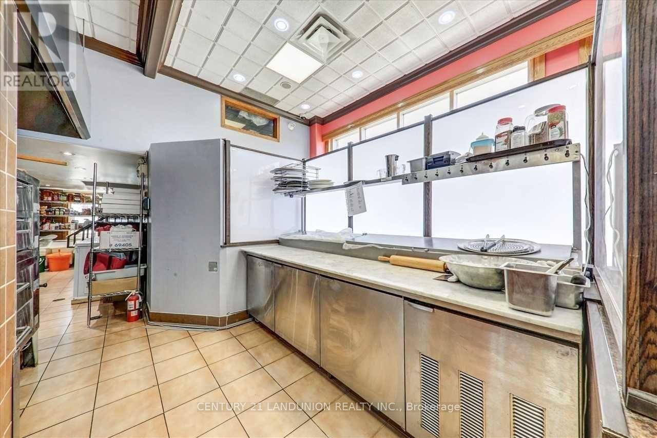 20215 WOODBINE AVENUE Image 19