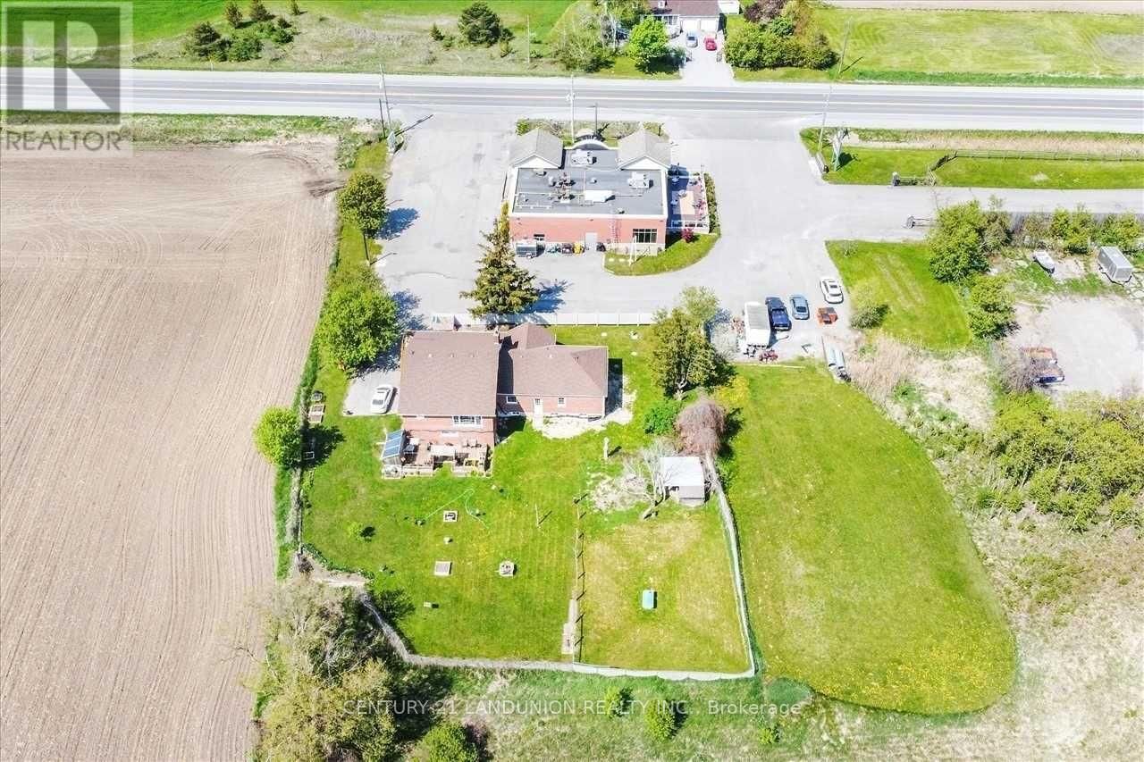 20215 WOODBINE AVENUE Image 40