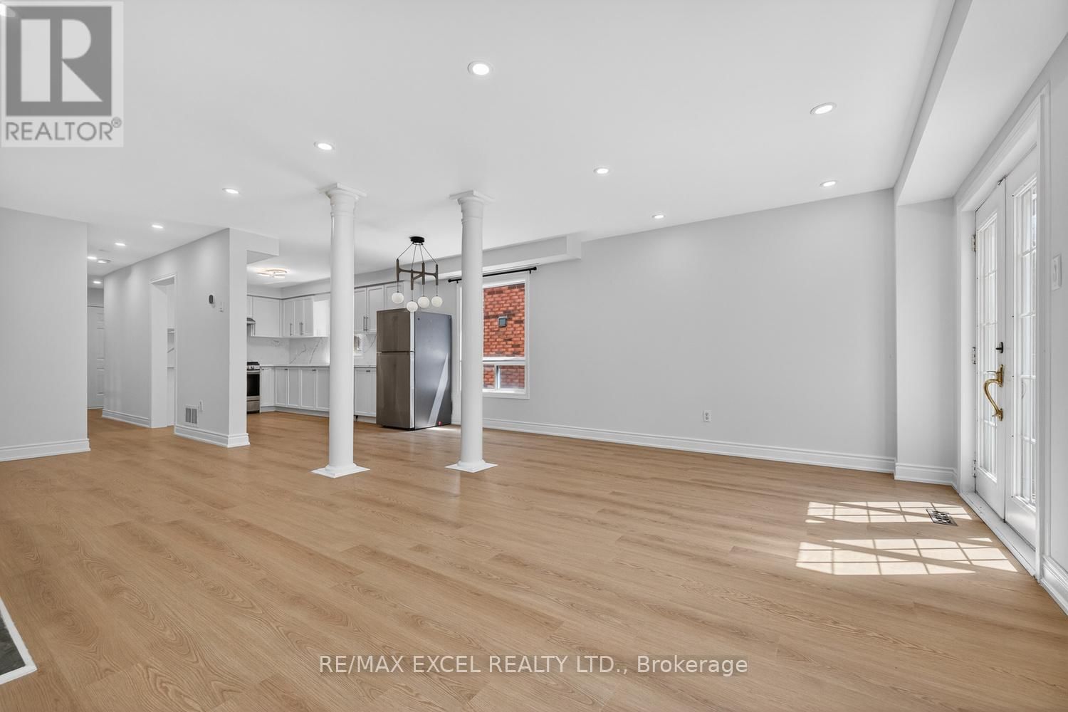 112 OCTOBER LANE Image 10