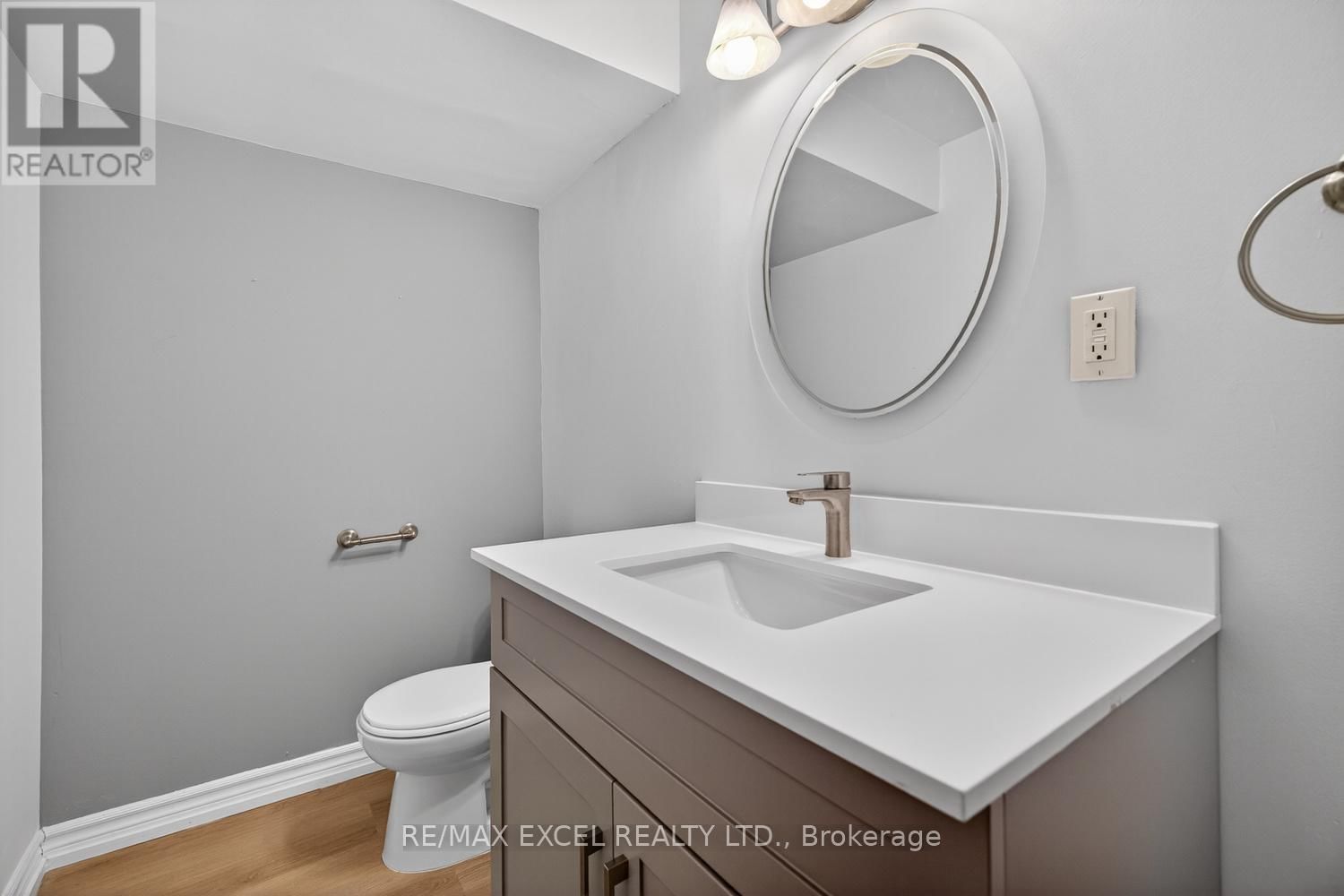 112 OCTOBER LANE Image 26