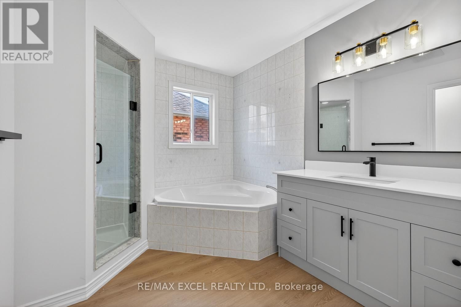 112 OCTOBER LANE Image 28