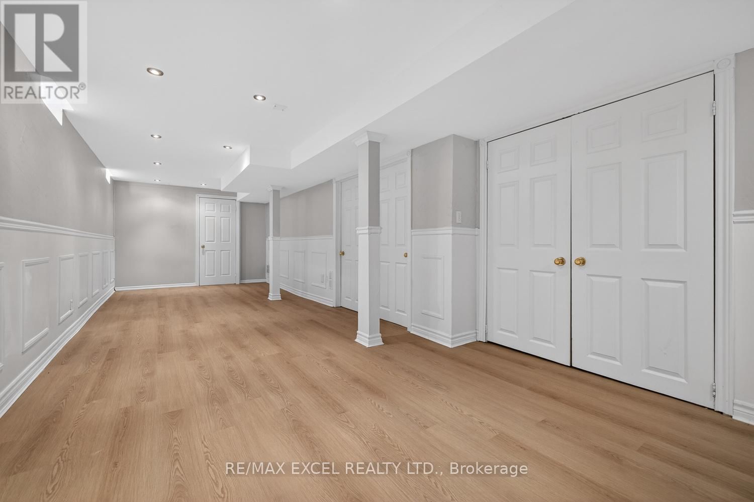 112 OCTOBER LANE Image 31