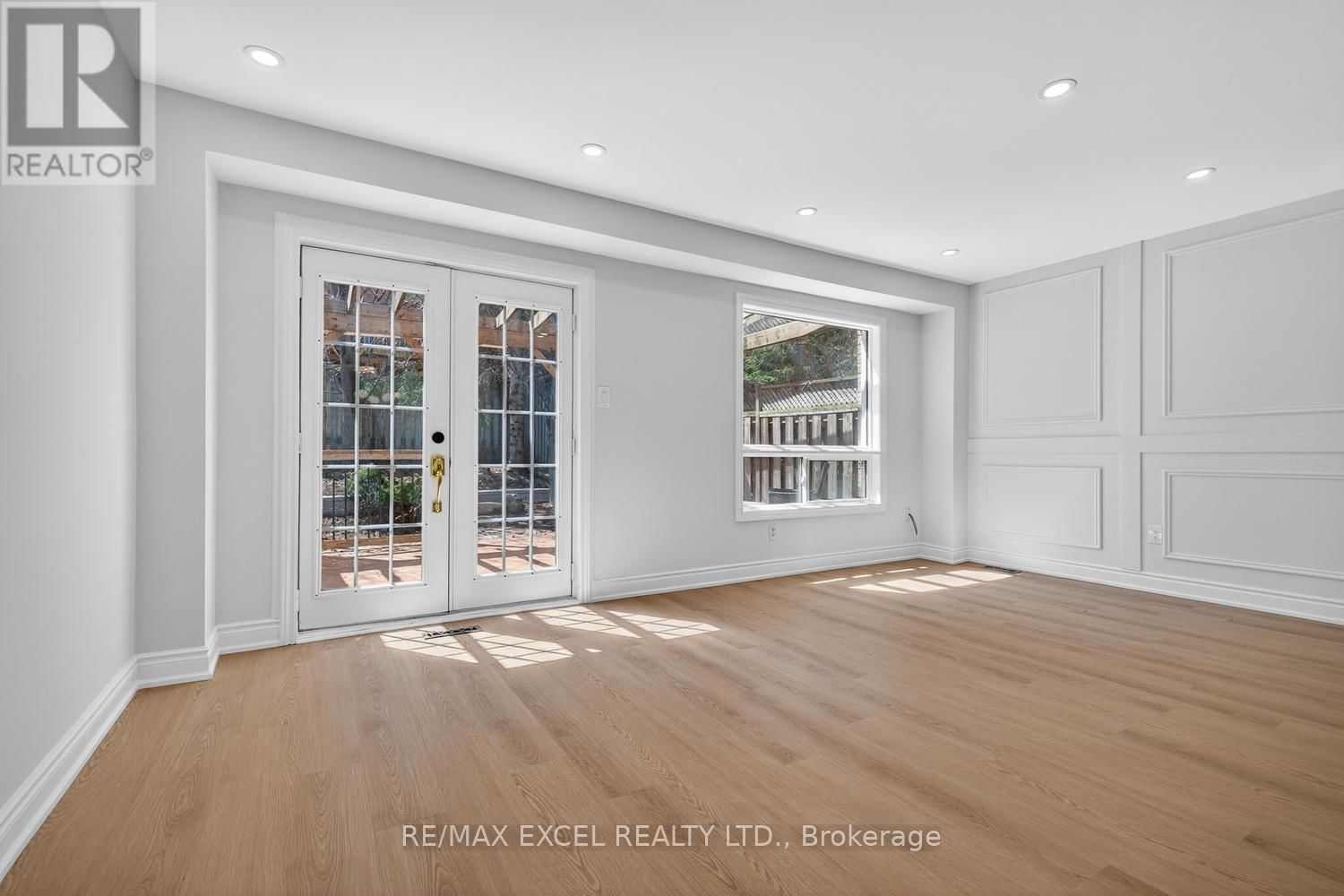 112 OCTOBER LANE Image 8