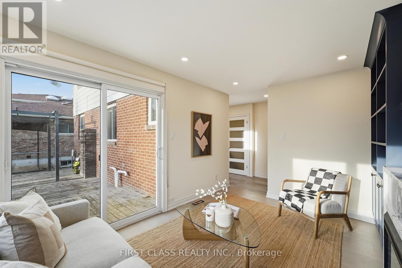 88 DAWN HILL TRAIL Image 16