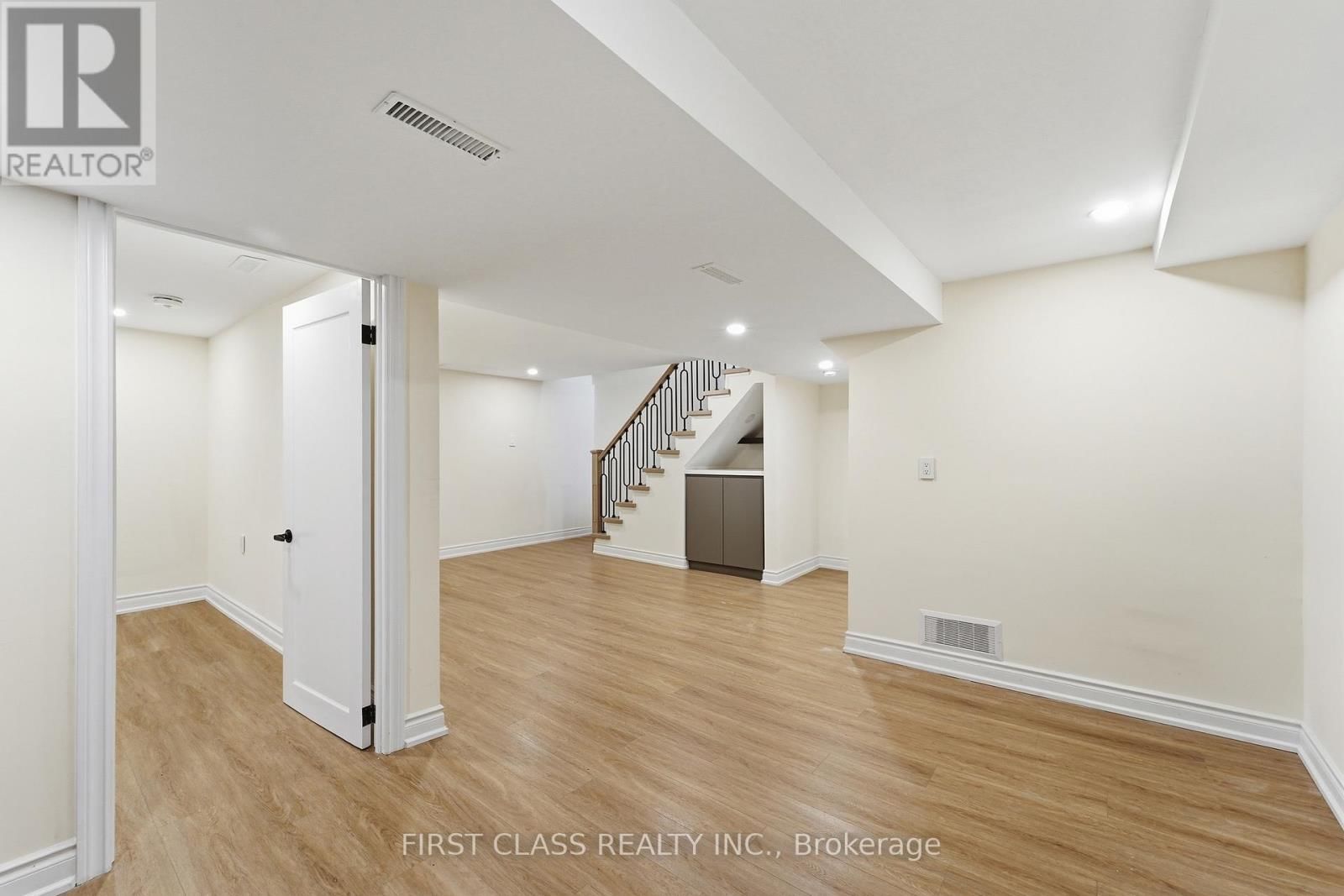 88 DAWN HILL TRAIL Image 33