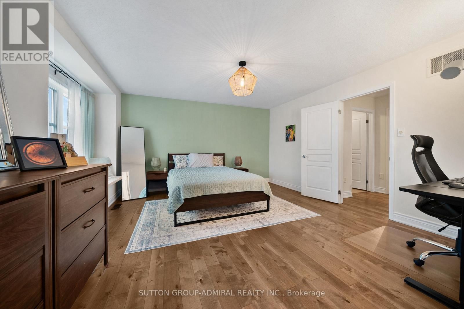 36 JOHN W TAYLOR AVENUE Image 18