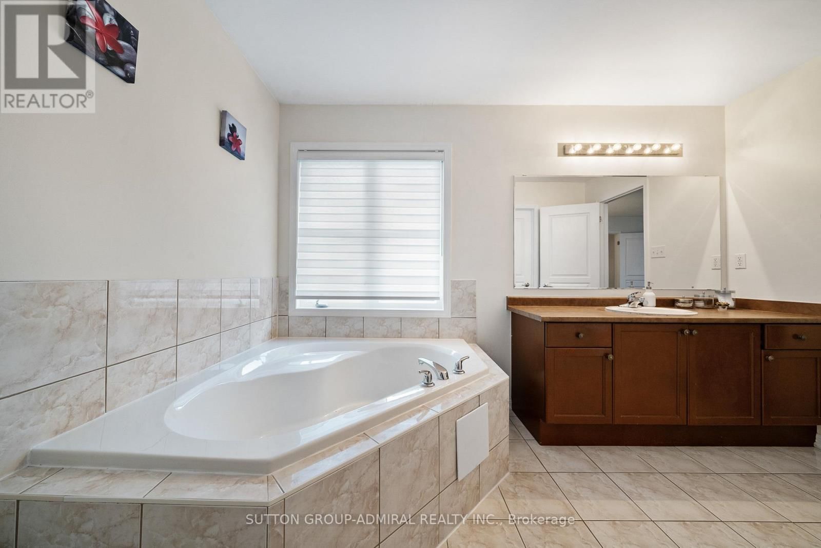 36 JOHN W TAYLOR AVENUE Image 19