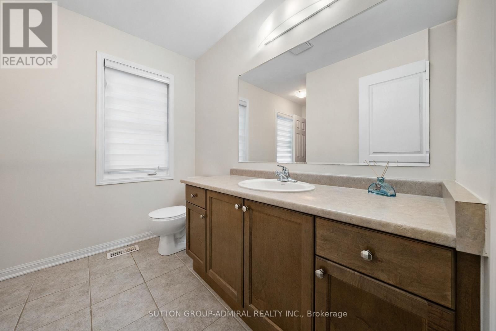 36 JOHN W TAYLOR AVENUE Image 20