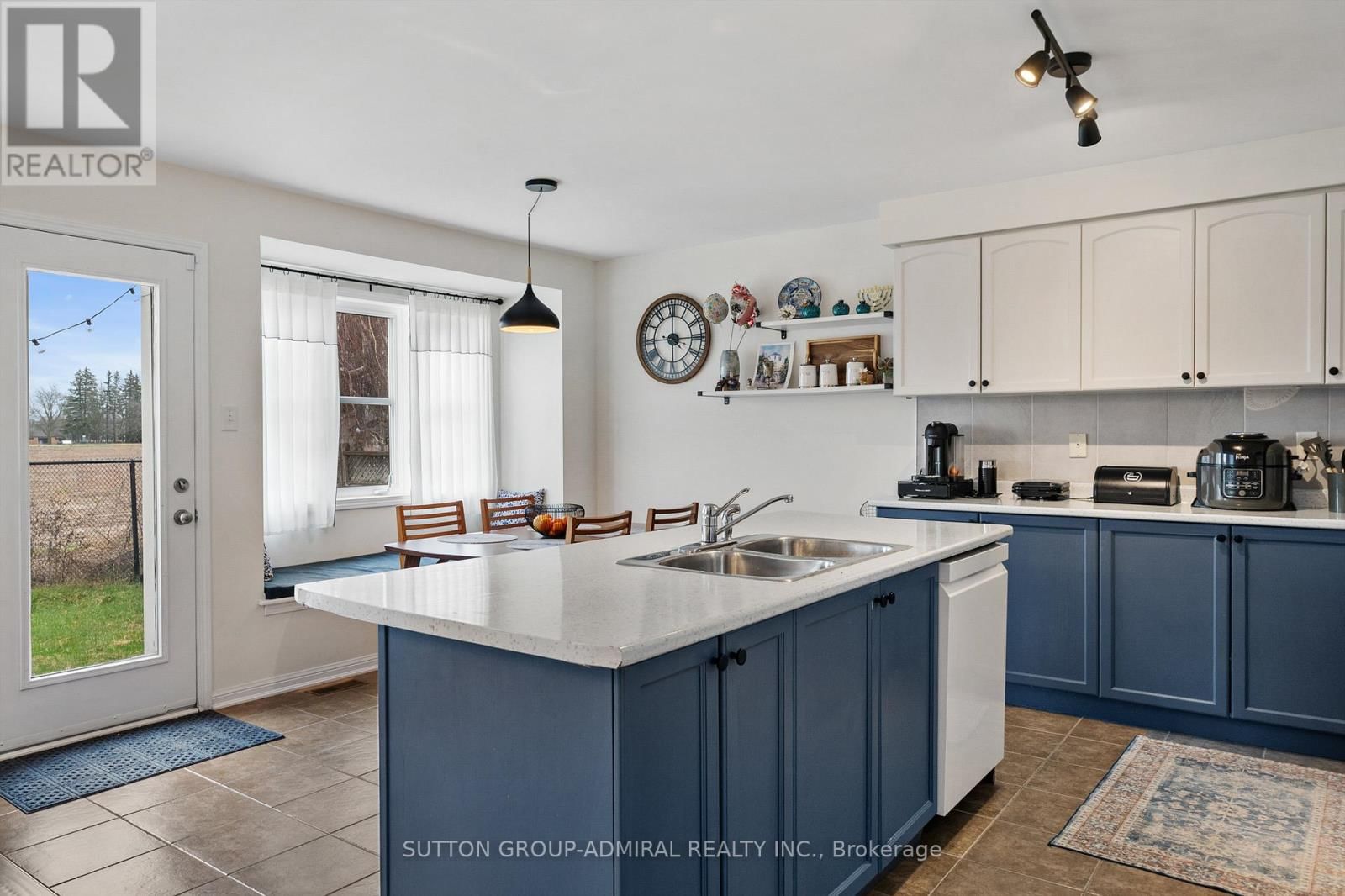 36 JOHN W TAYLOR AVENUE Image 5