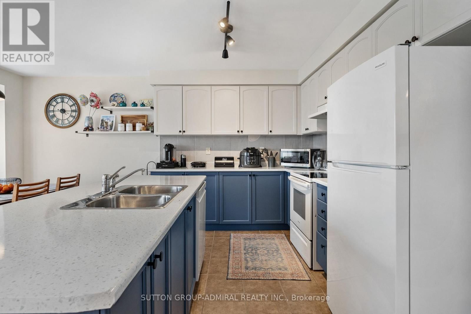 36 JOHN W TAYLOR AVENUE Image 6