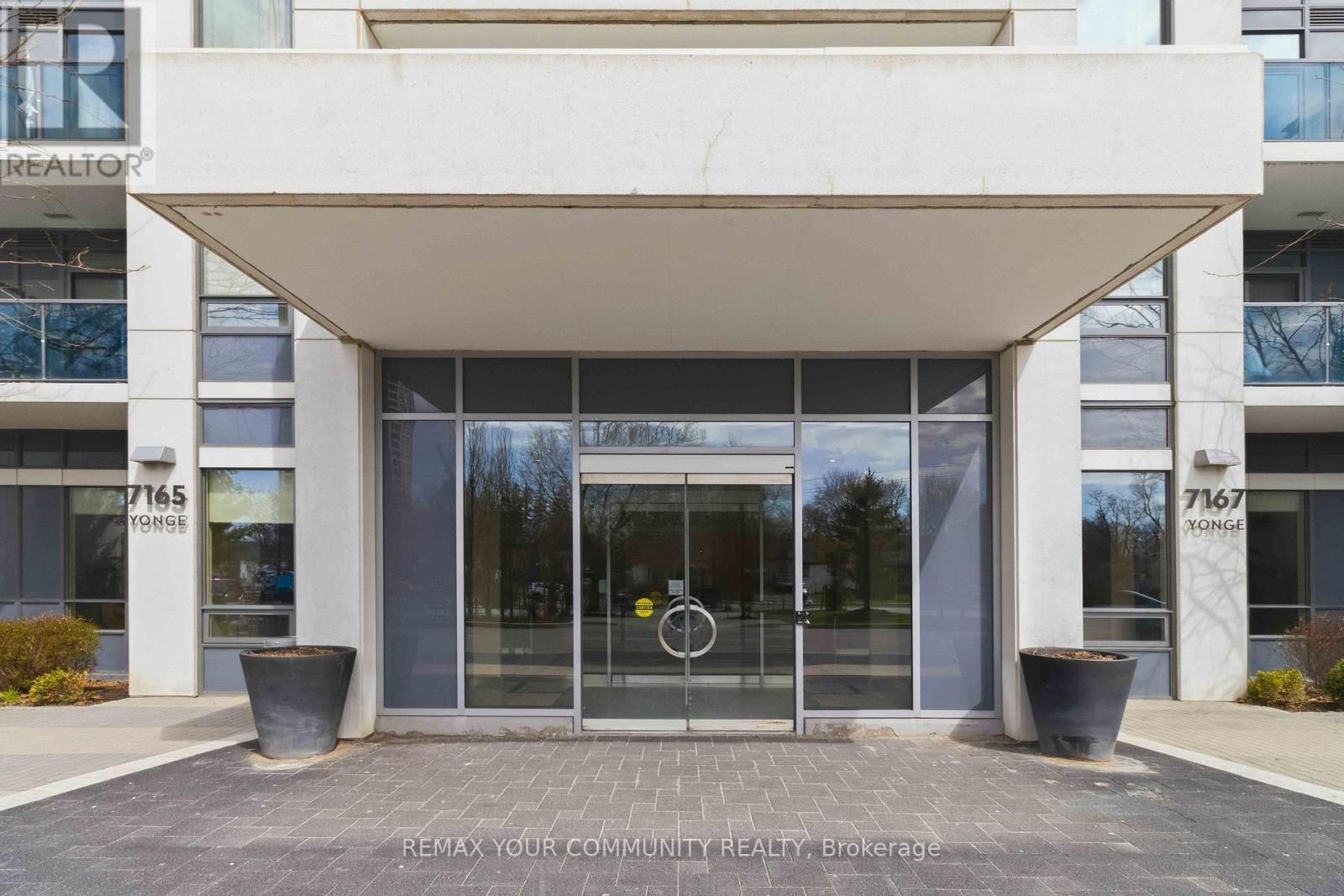 418 - 7167 YONGE STREET Image 2