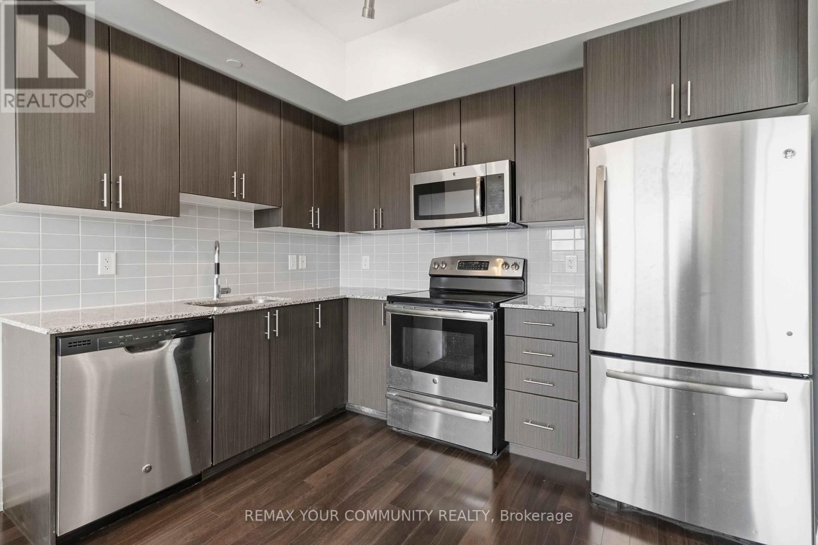 418 - 7167 YONGE STREET Image 8