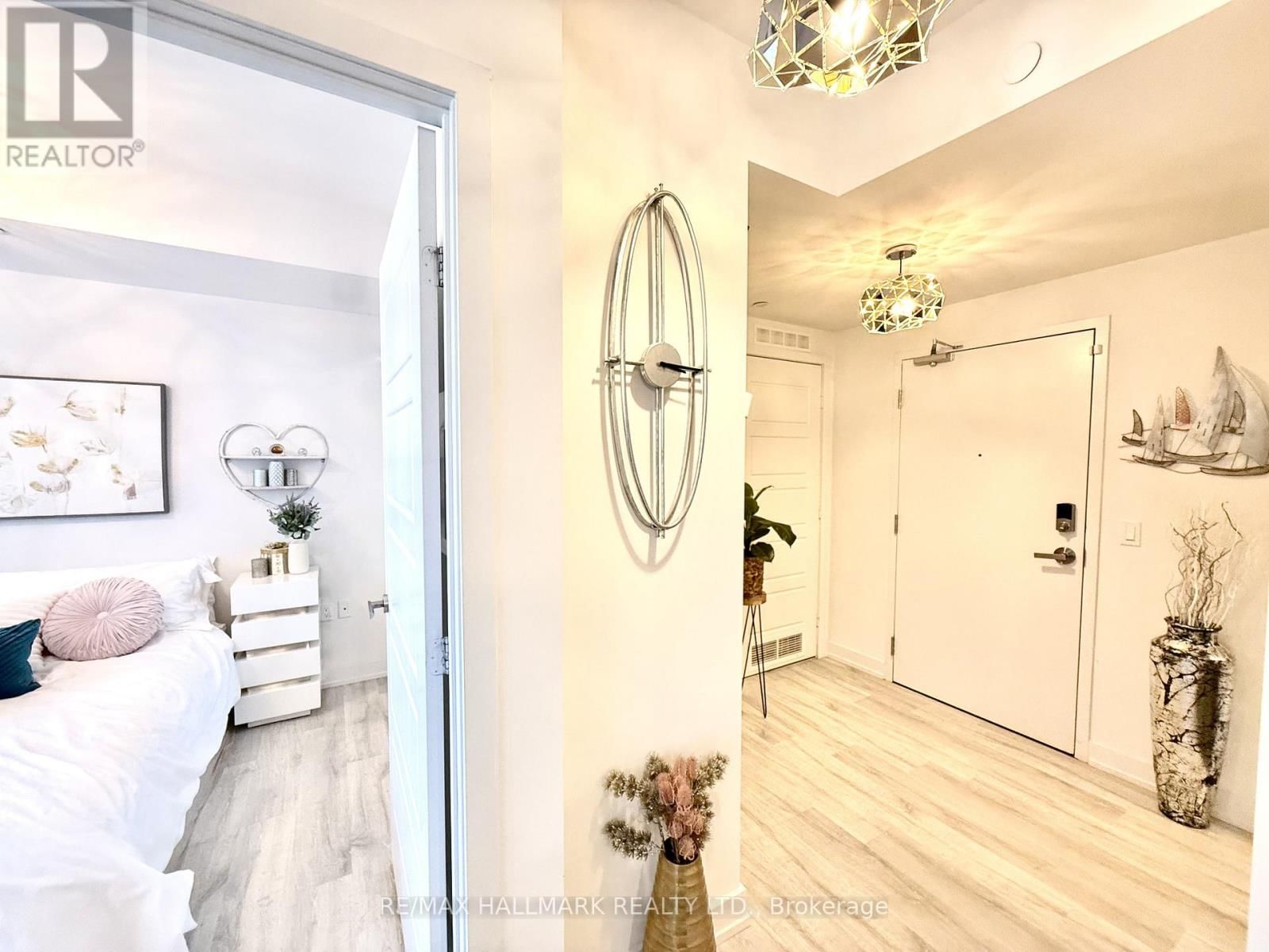 225 - 375 SEA RAY AVENUE Image 15