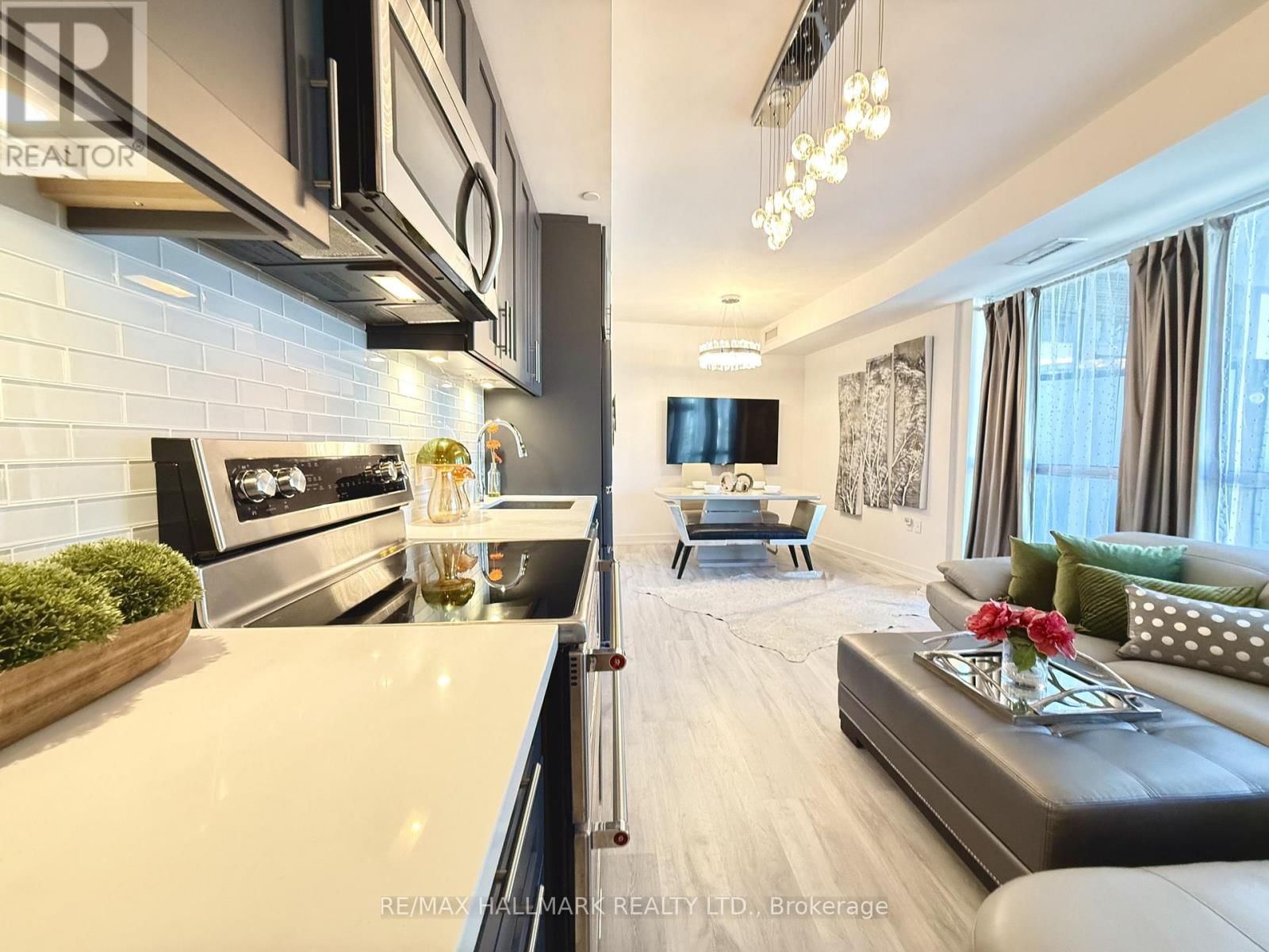 225 - 375 SEA RAY AVENUE Image 21