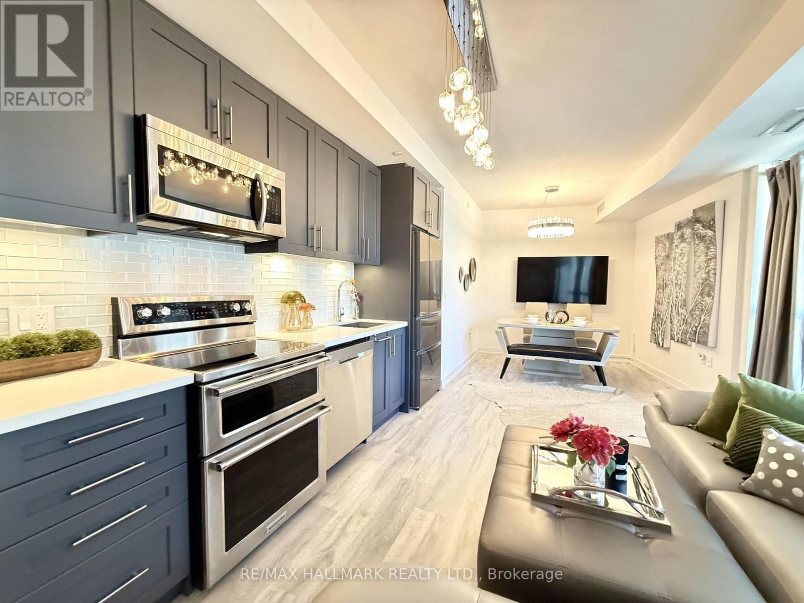 225 - 375 SEA RAY AVENUE Image 22