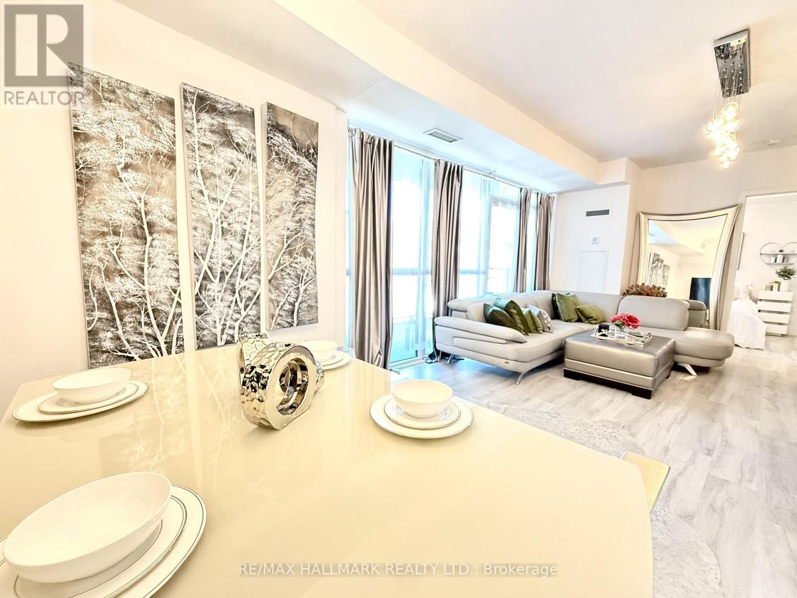 225 - 375 SEA RAY AVENUE Image 8