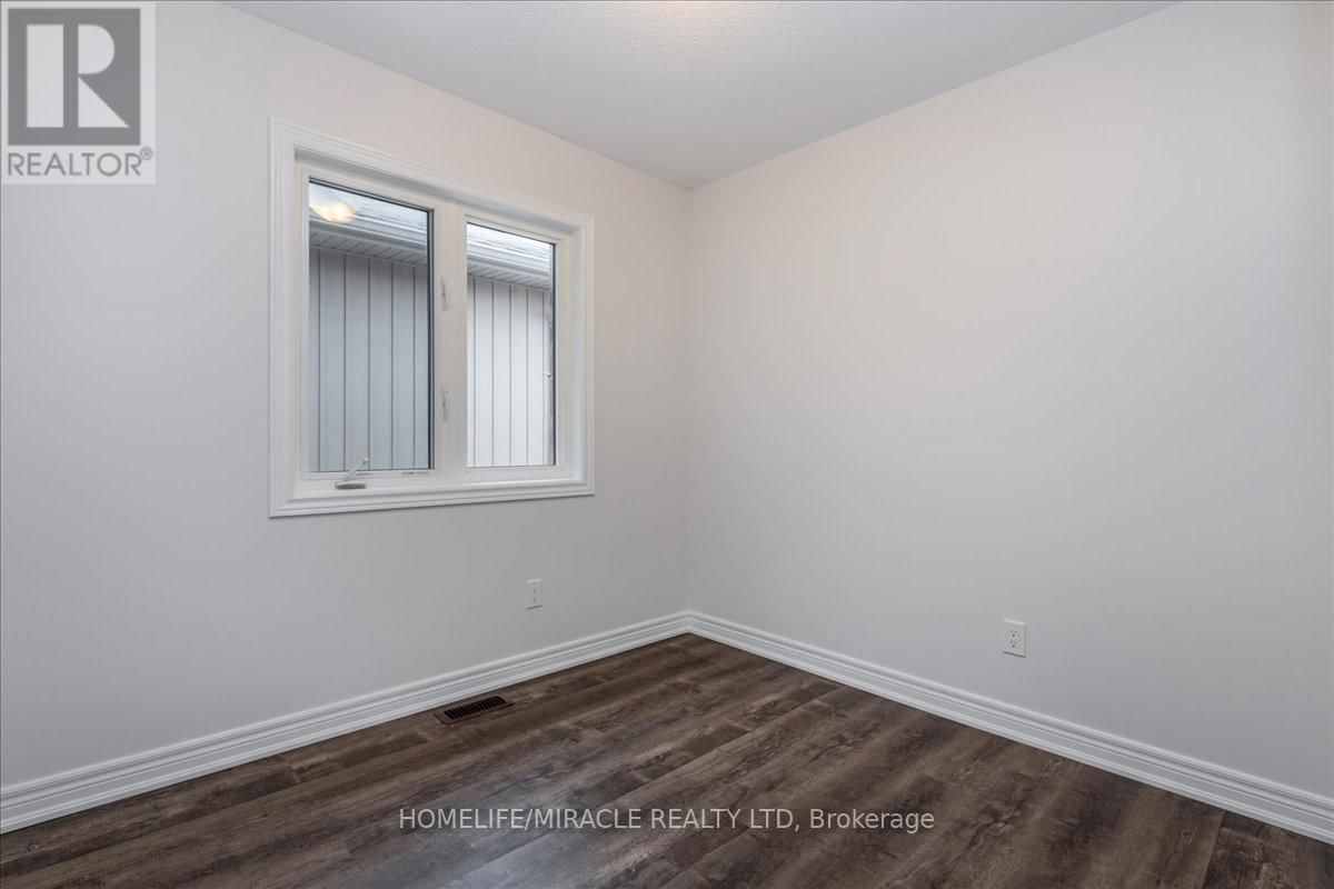 73 SUTCLIFFE WAY Image 21