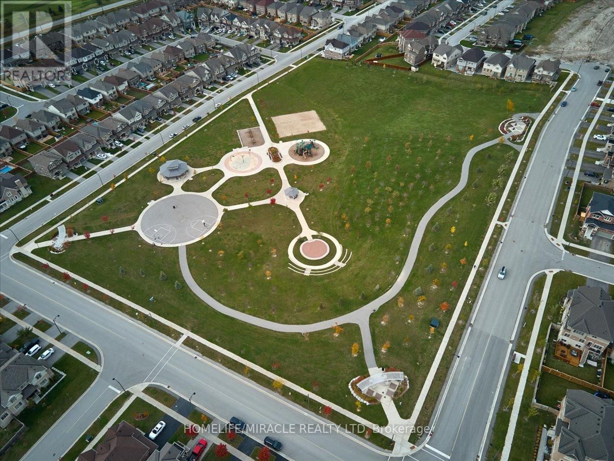 73 SUTCLIFFE WAY Image 30