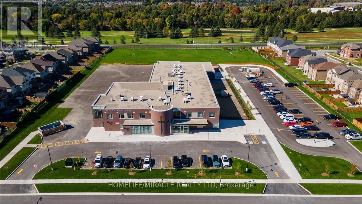 73 SUTCLIFFE WAY Image 31