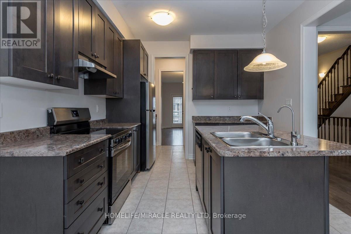 73 SUTCLIFFE WAY Image 6