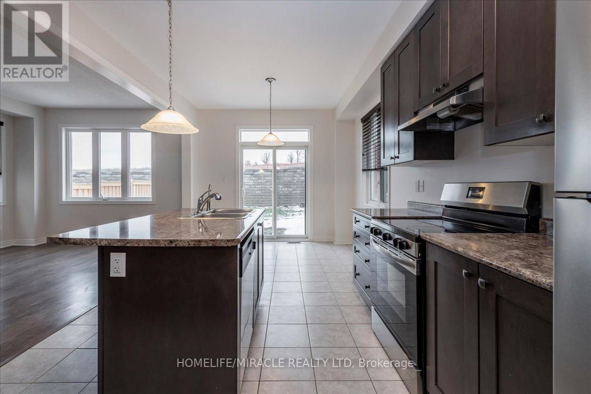 73 SUTCLIFFE WAY Image 8