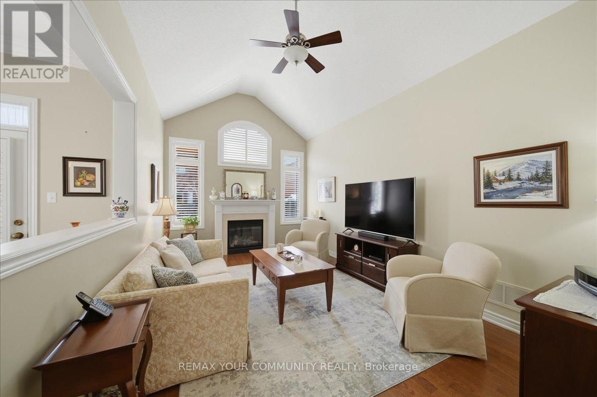 51 TONNER CRESCENT Image 16