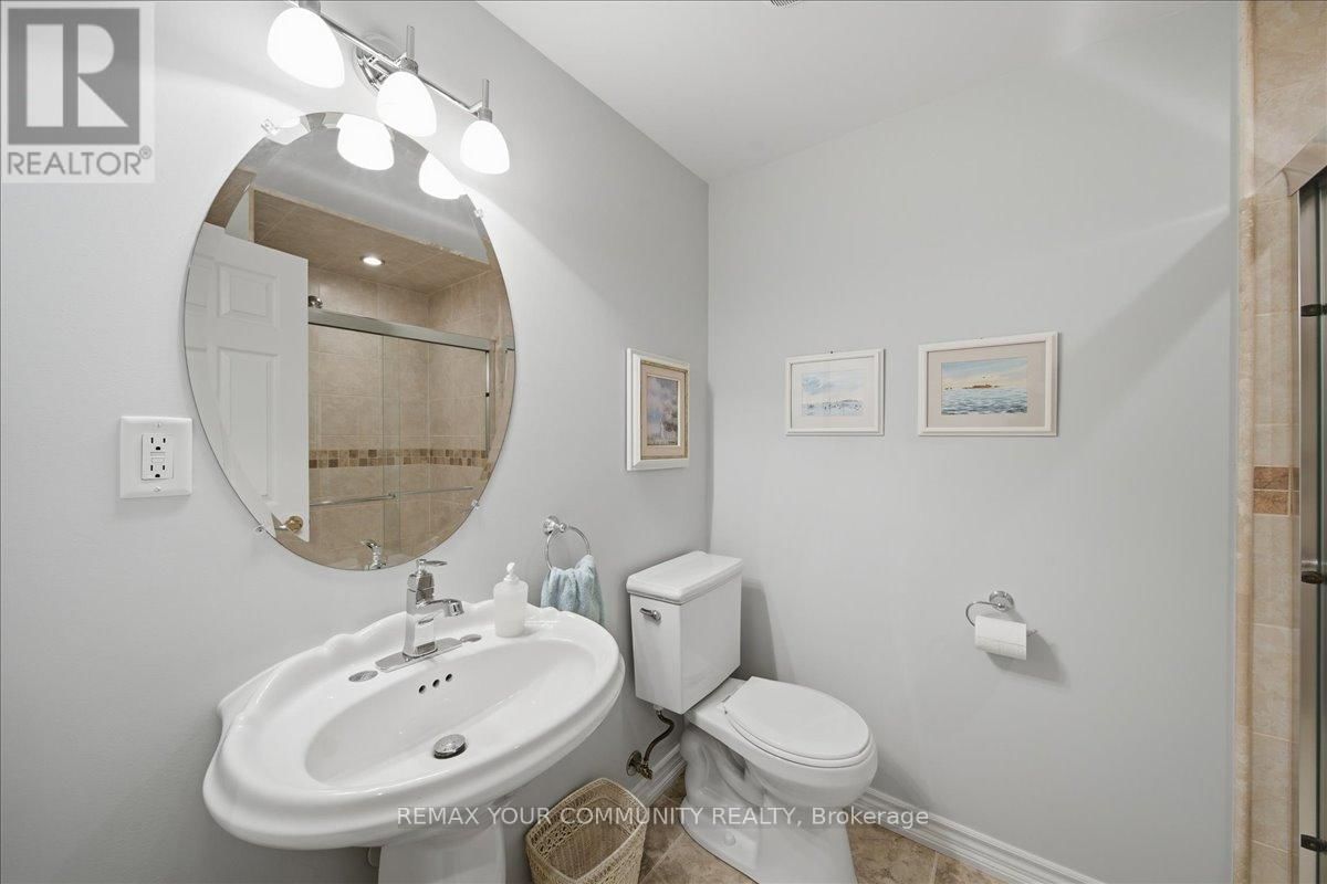 51 TONNER CRESCENT Image 35