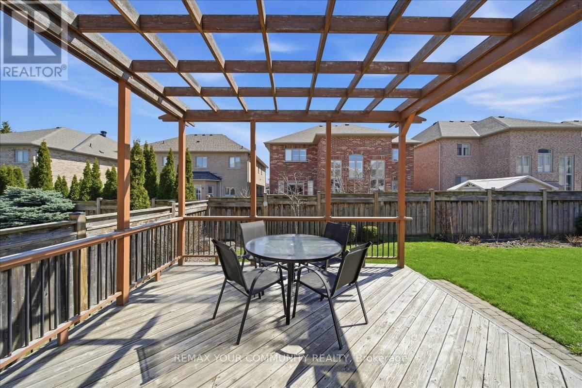 51 TONNER CRESCENT Image 38