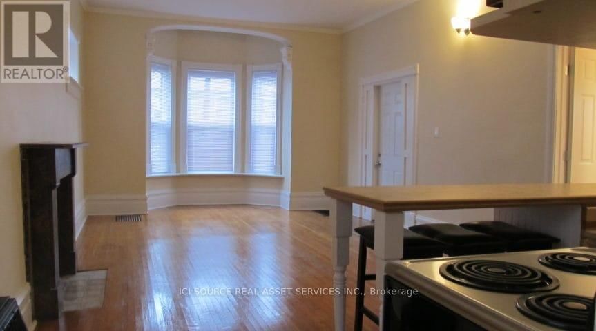 1 - 458 TIMOTHY STREET Image 3