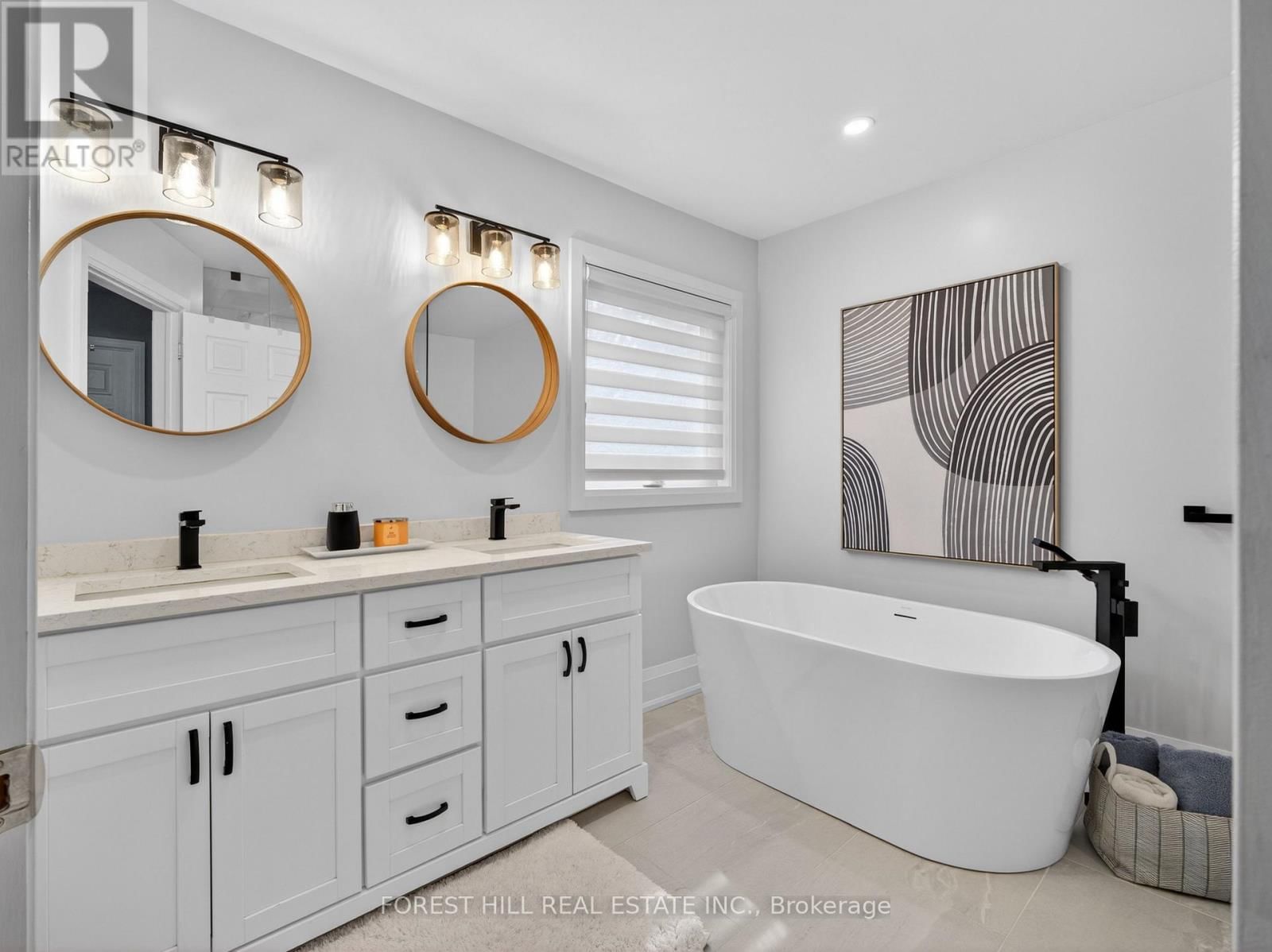 92 NOBLE DRIVE Image 16