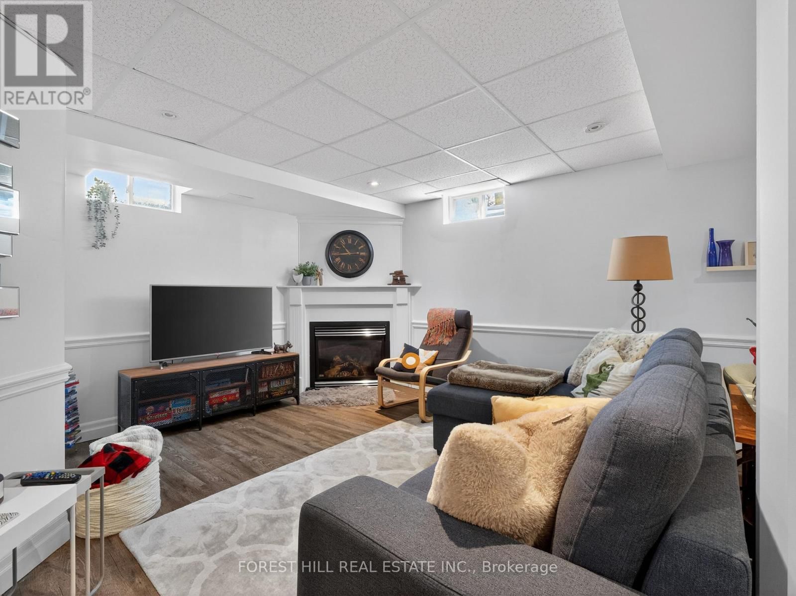 92 NOBLE DRIVE Image 24