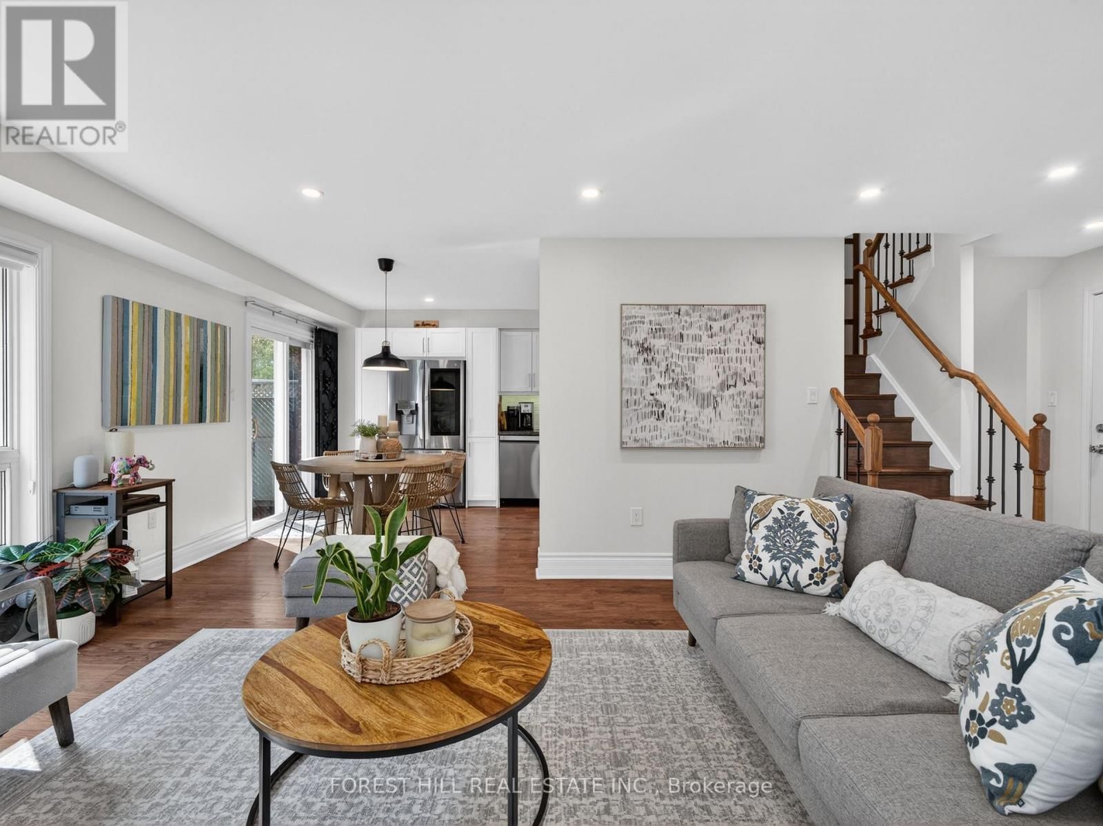 92 NOBLE DRIVE Image 7