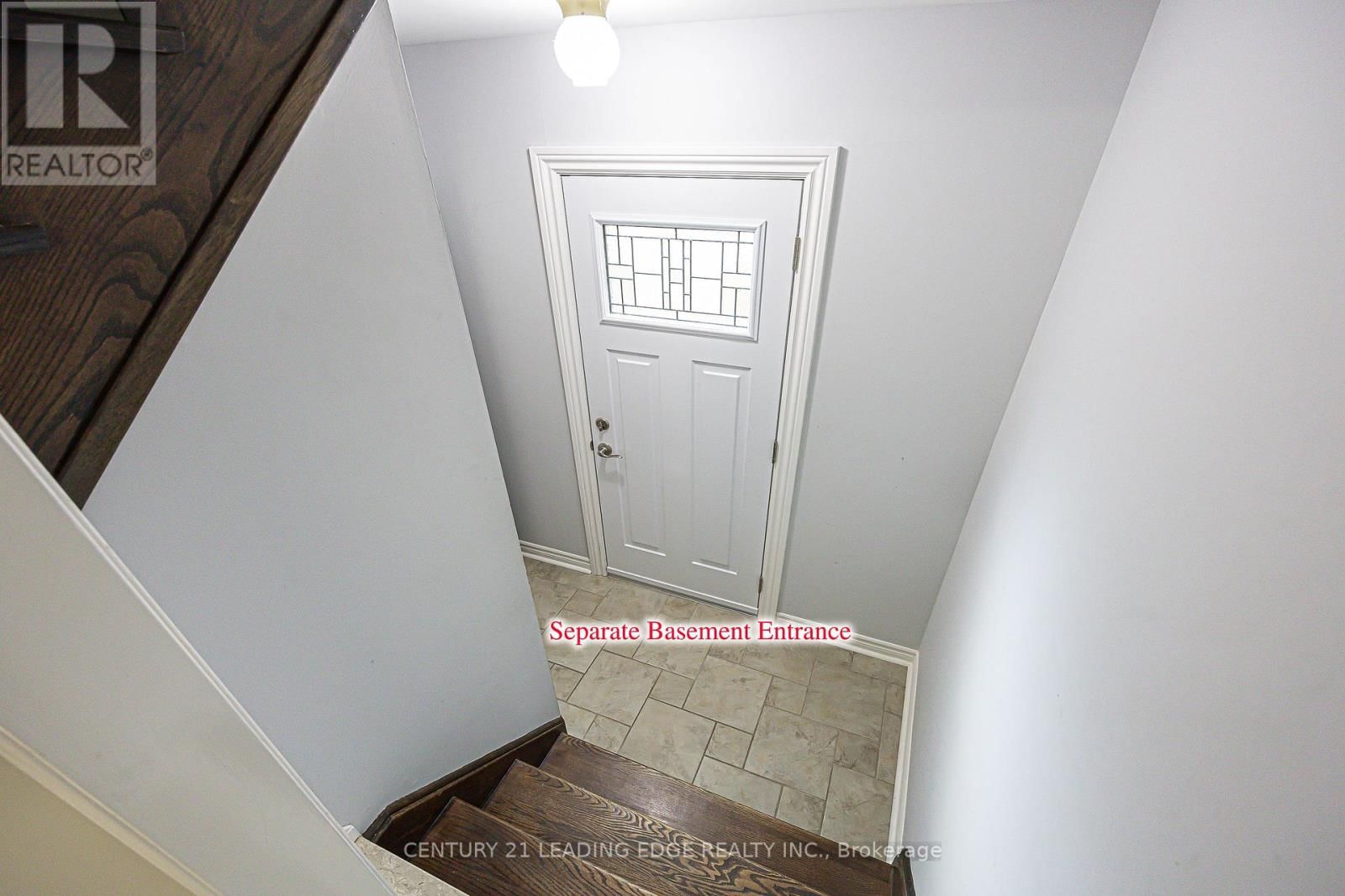 109 MAJOR BUTTONS DRIVE Image 20