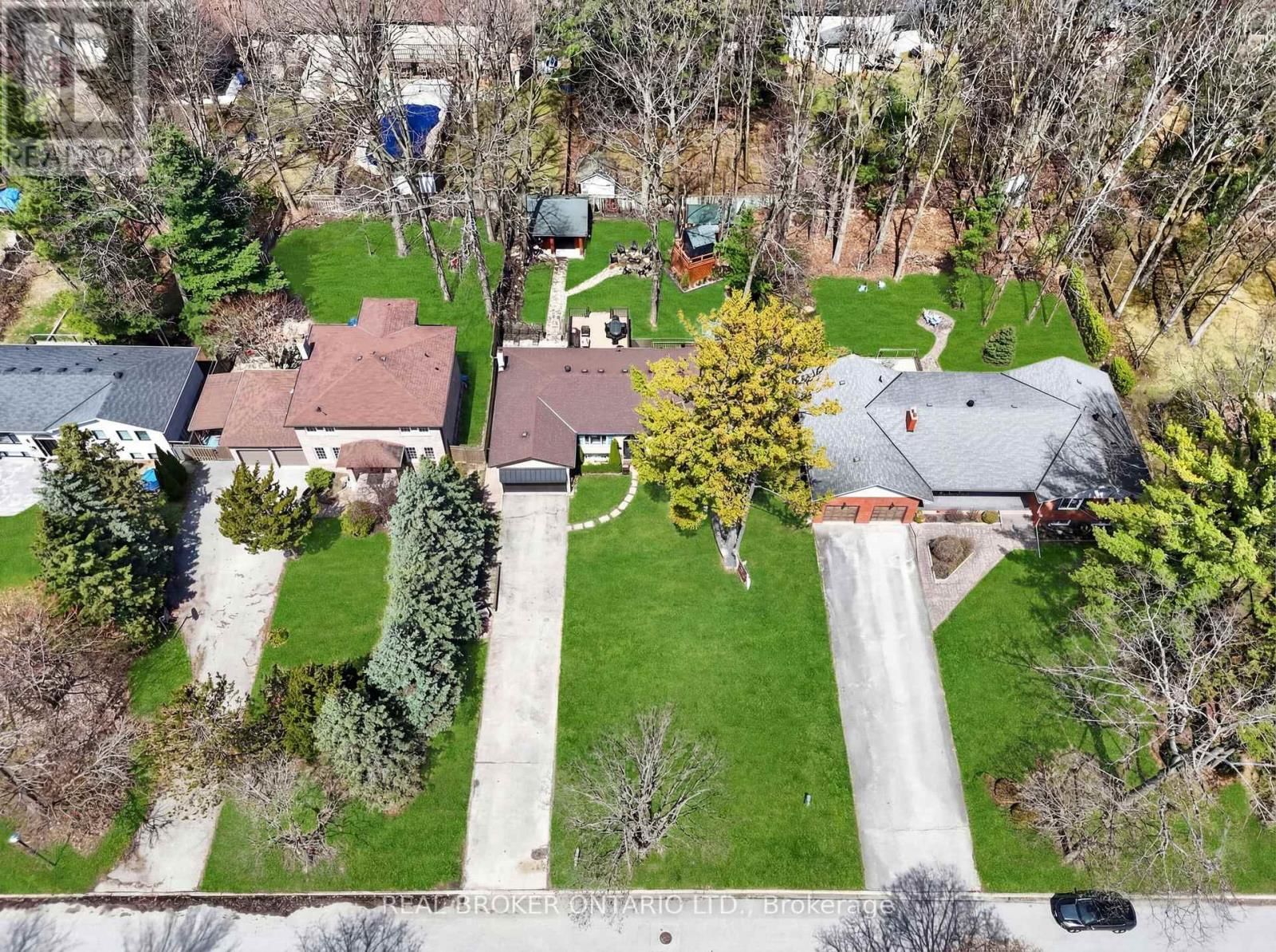 14 TALL PINES TRAIL Image 46