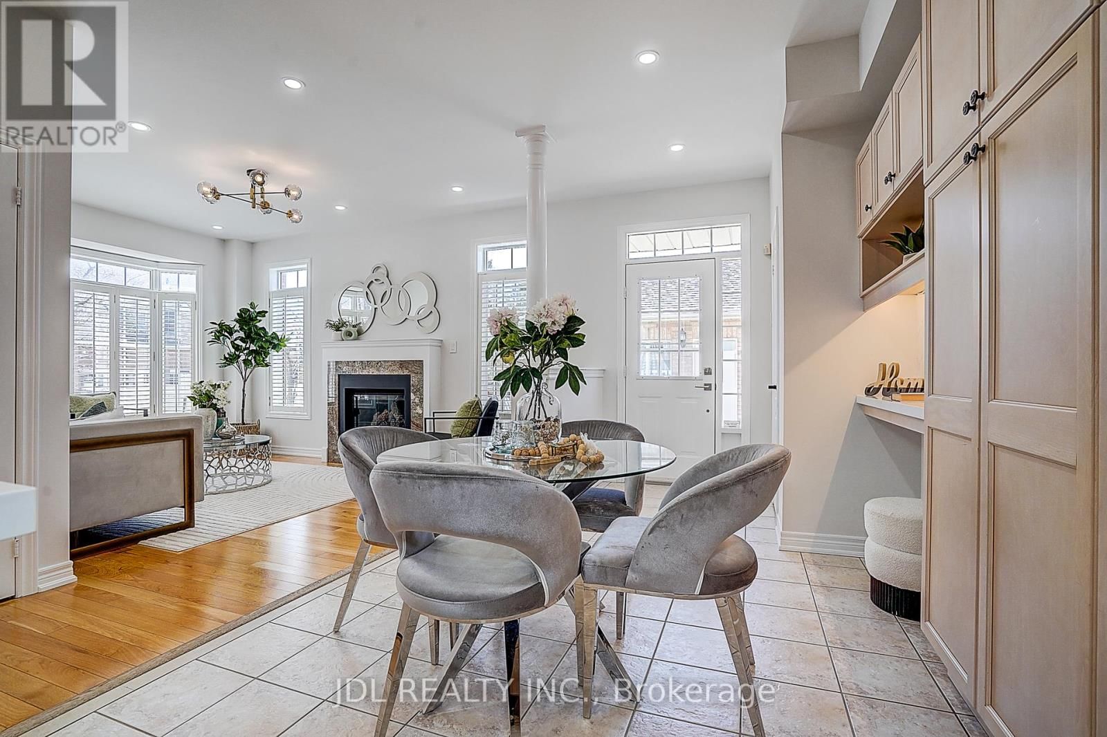 2 CATALINA CRESCENT Image 20