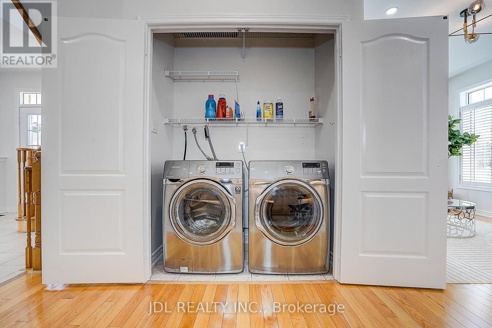 2 CATALINA CRESCENT Image 24