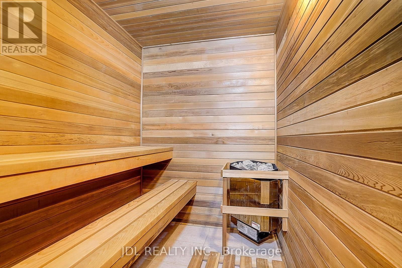 2 CATALINA CRESCENT Image 44