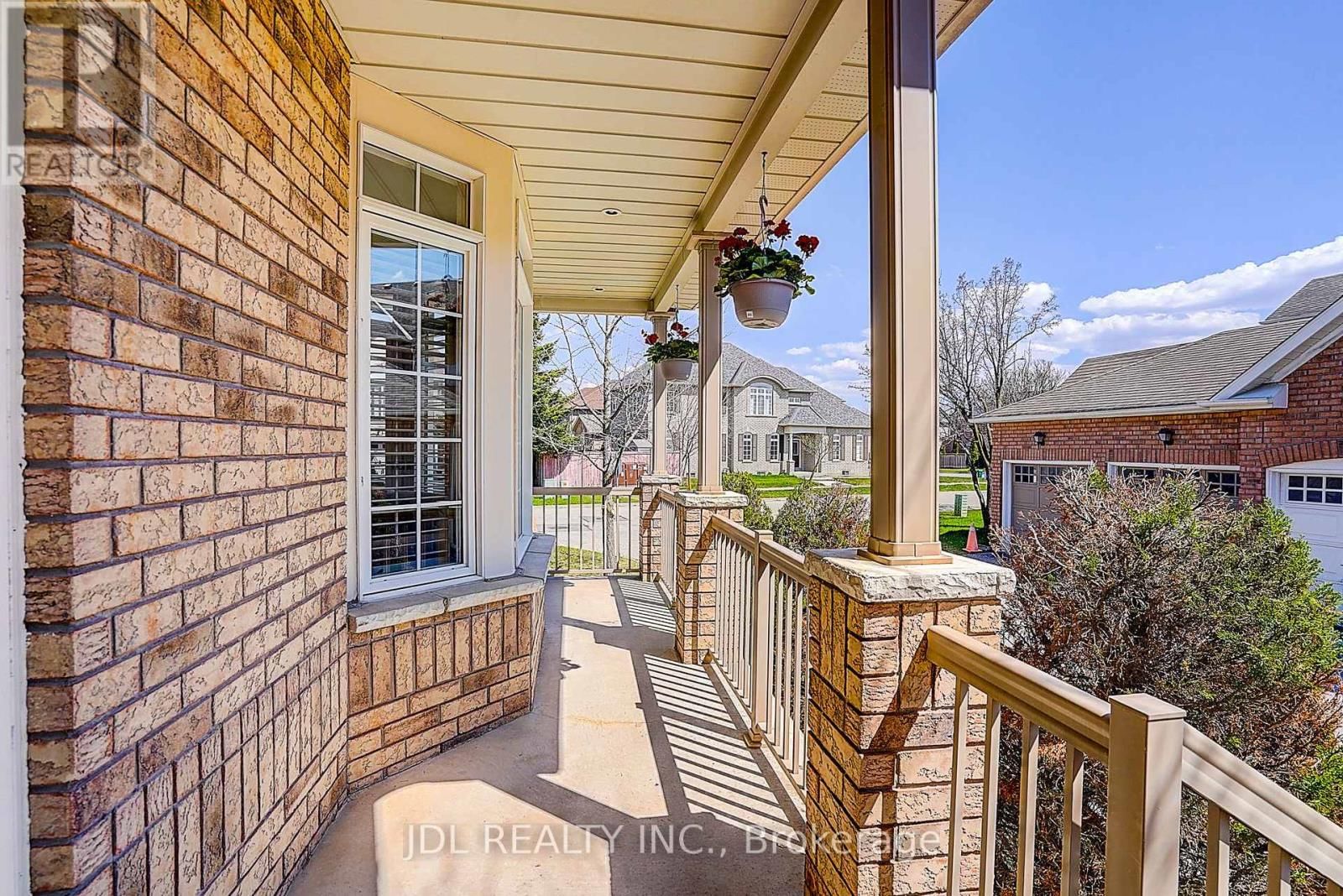 2 CATALINA CRESCENT Image 5