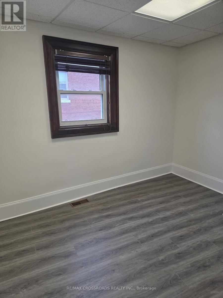 5 - 15221 YONGE STREET Image 18