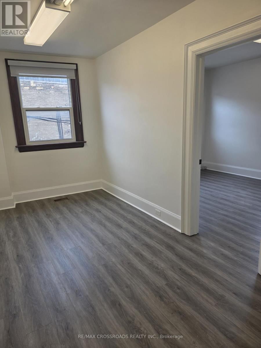 5 - 15221 YONGE STREET Image 19