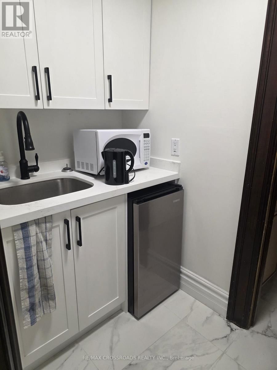 5 - 15221 YONGE STREET Image 24