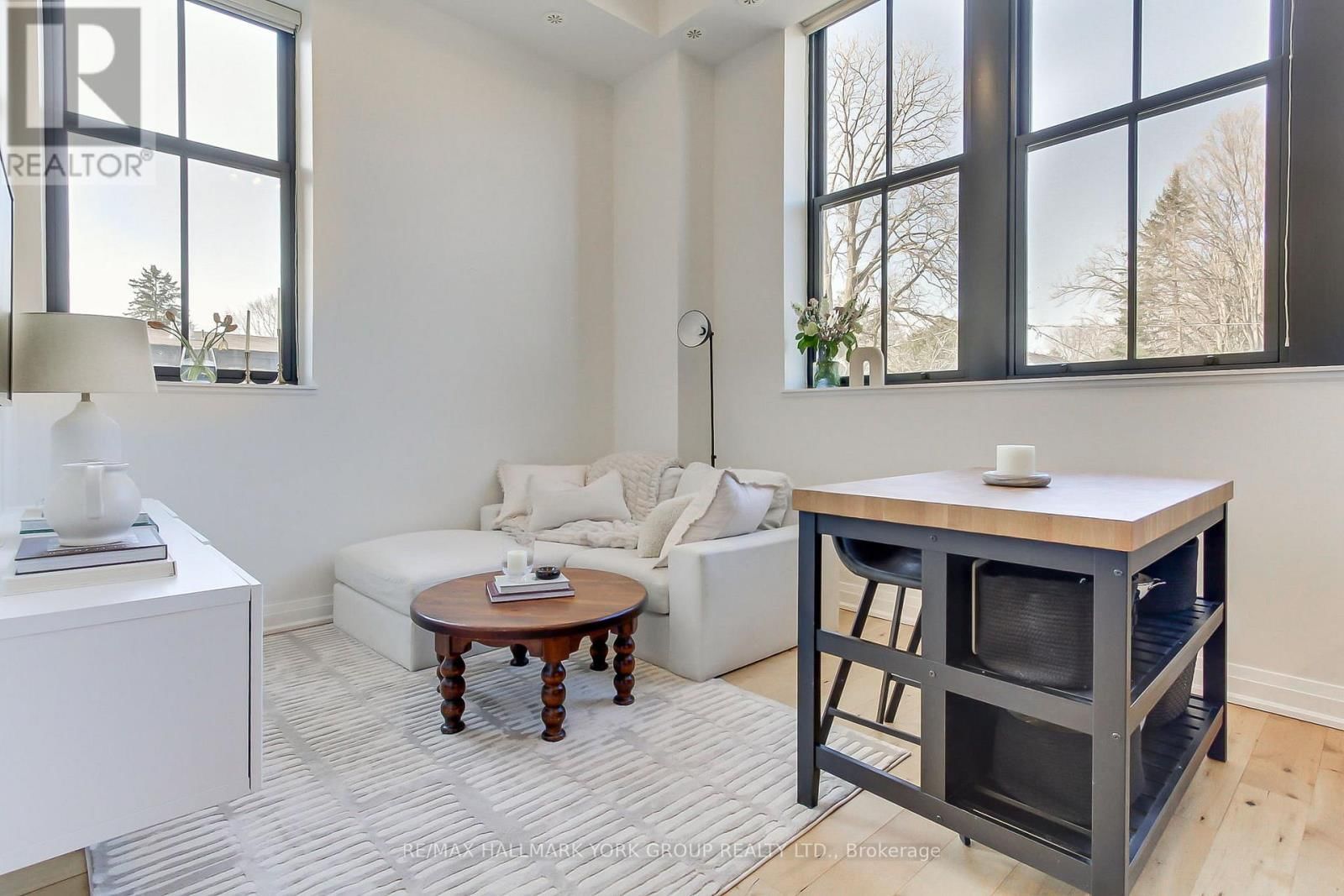 203 - 400 PARK AVENUE Image 17