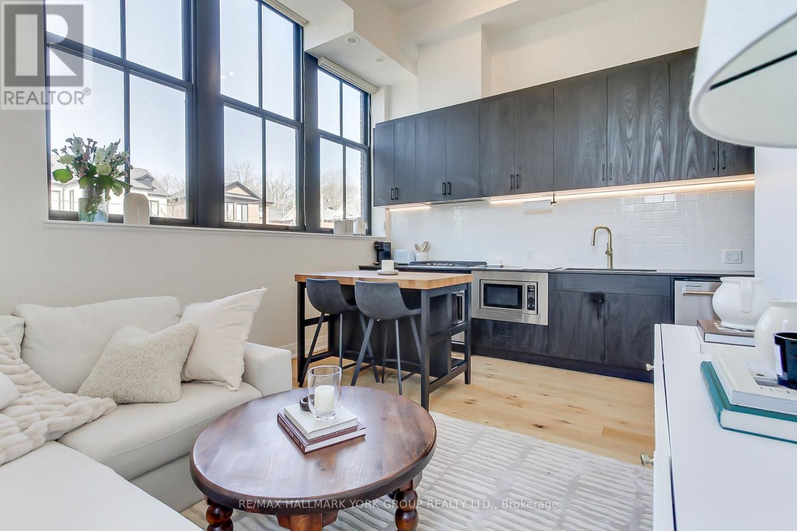 203 - 400 PARK AVENUE Image 20