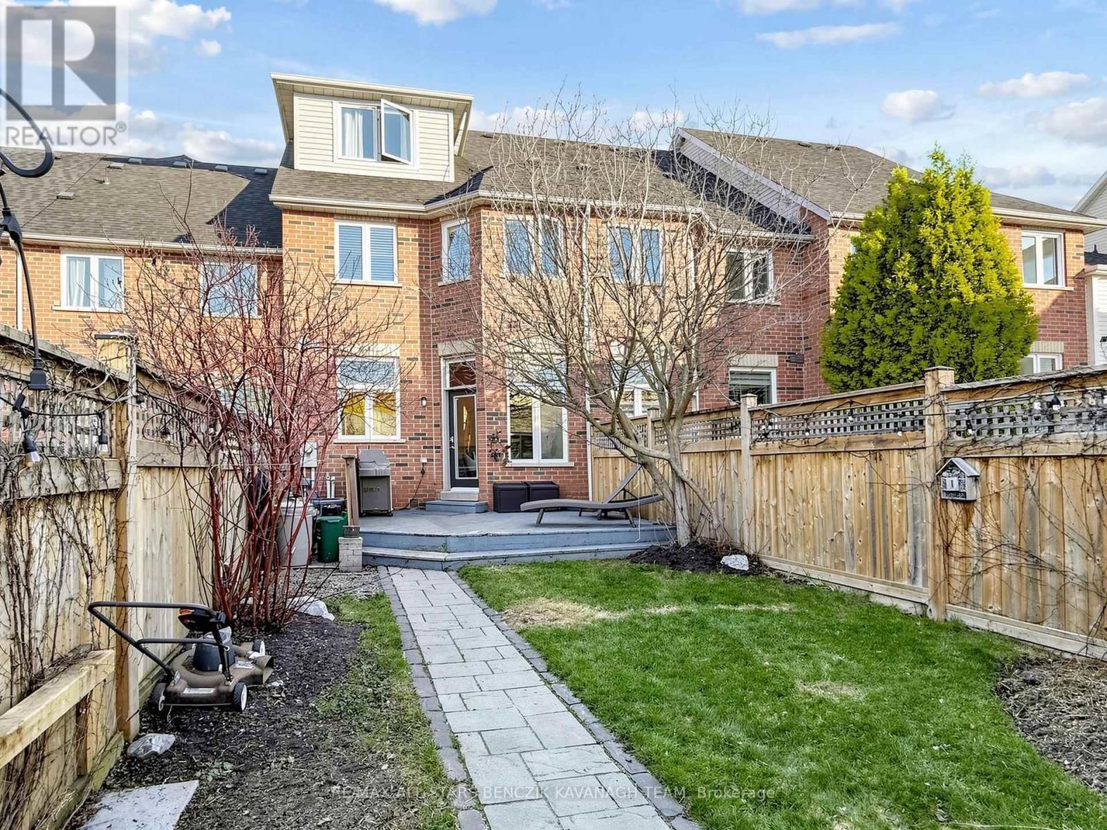 225 WALKERVILLE ROAD Image 24