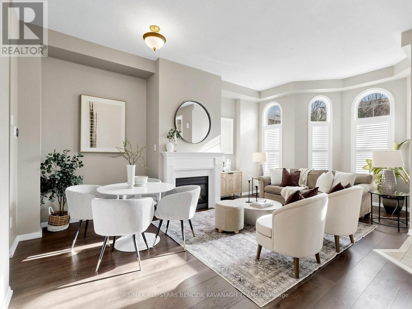 225 WALKERVILLE ROAD Image 4