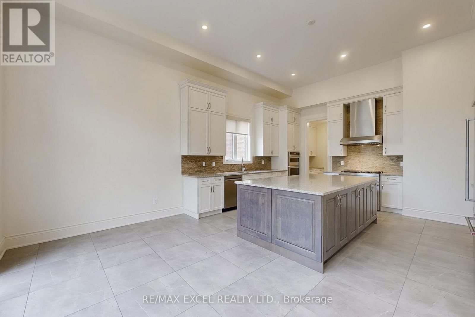 29 NIGHT SKY COURT Image 13