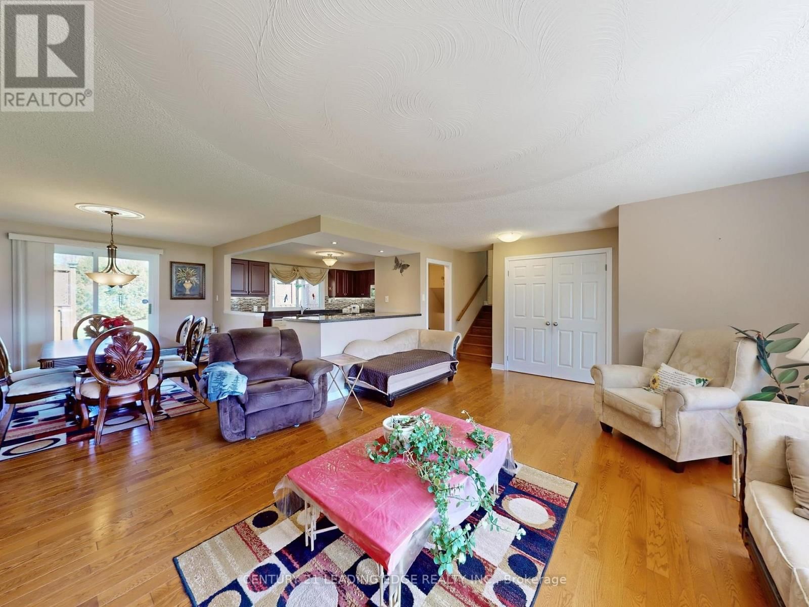 53 METRO ROAD NORTH Image 13