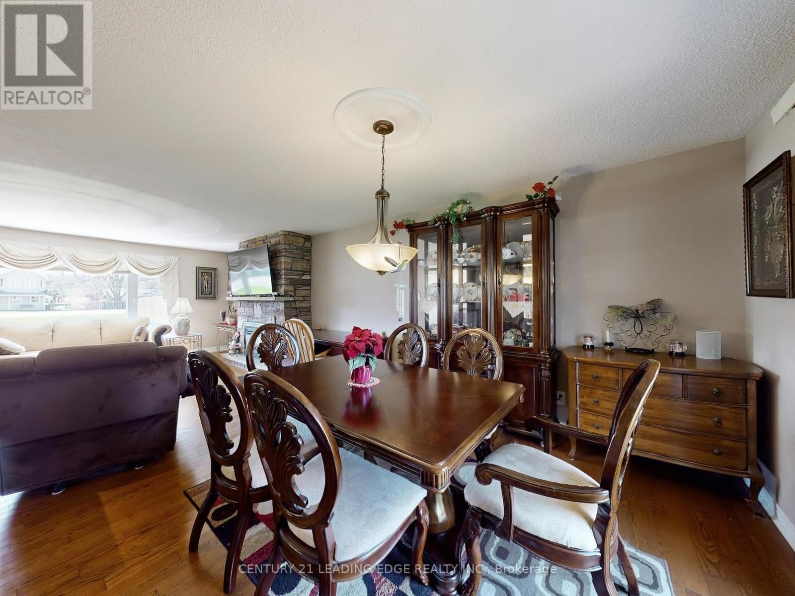 53 METRO ROAD NORTH Image 14