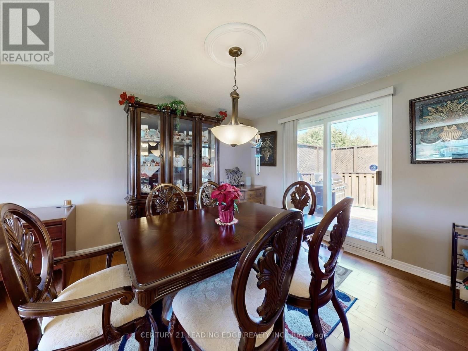 53 METRO ROAD NORTH Image 15