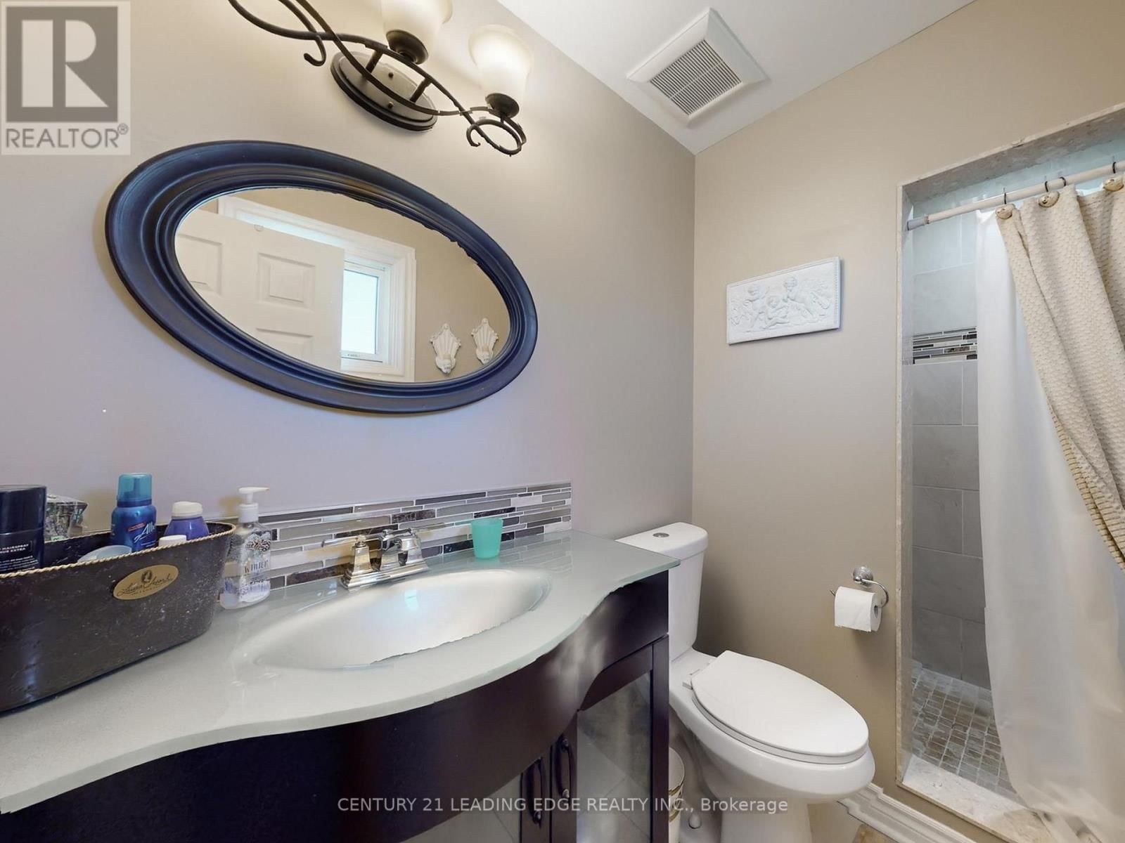 53 METRO ROAD NORTH Image 22